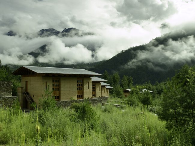 Il cielo del Bhutan lo nasconde bene
