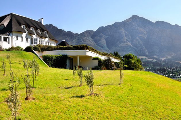 Mont Rochelle Hotel & Mountain Vineyards