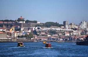 The entrance to the Douro River in Porto