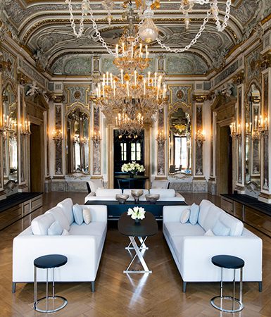 Mirror Lounge at Aman Venice