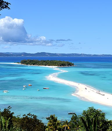 Nosy Hara Archipelago, Madagascar, a region of twelve uninhabited islands encircled by coral reefs (by Jean-Yves Caleca)