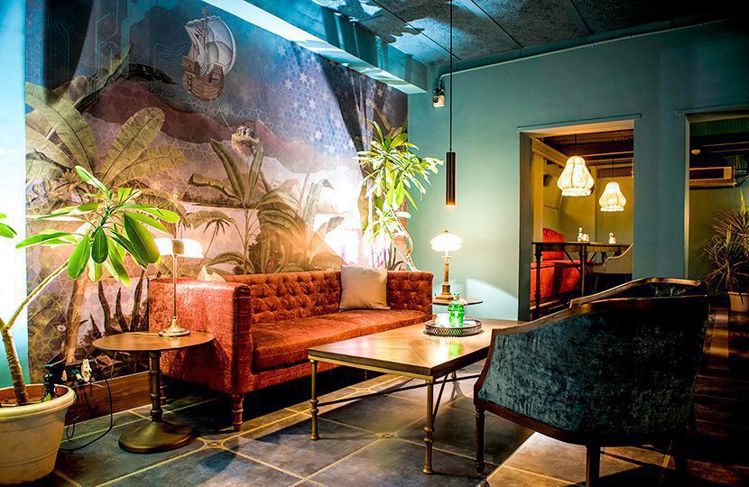 EAT Relaxed ambience at Slink & Bardot