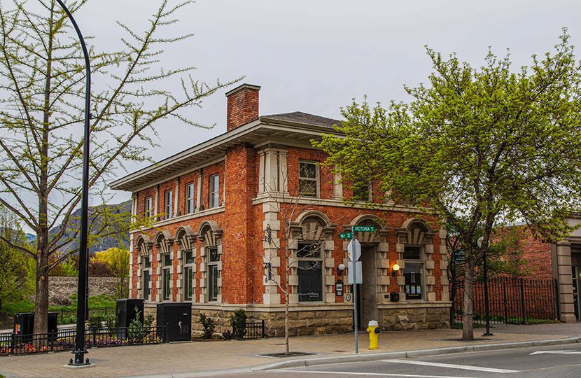 Kamloops Brownstone Restaurant