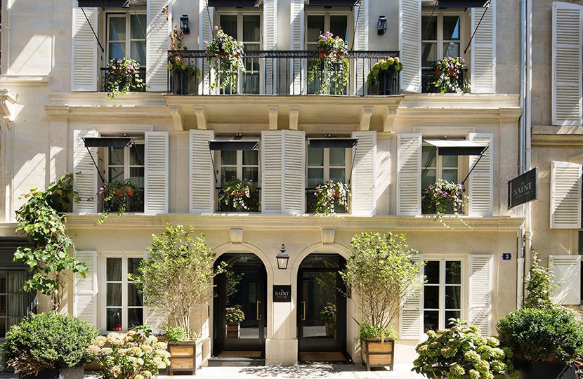 Facade of Hotel La Saint