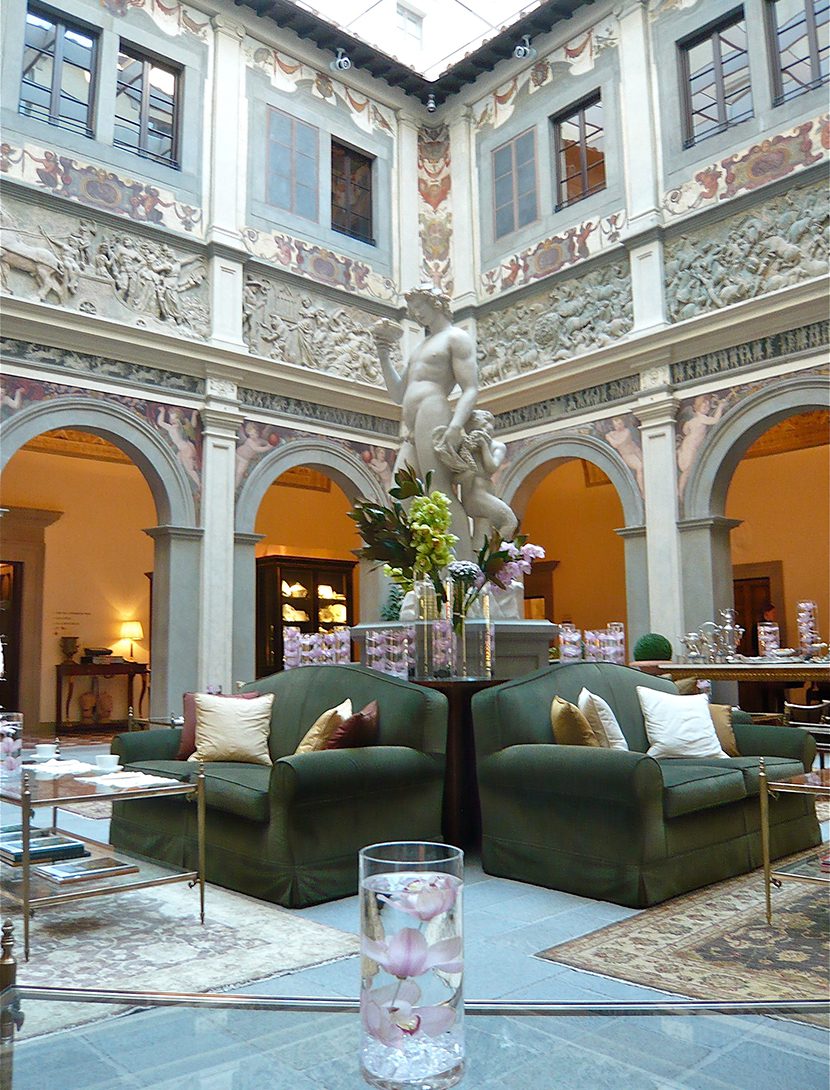 Florence Four Seasons lobby