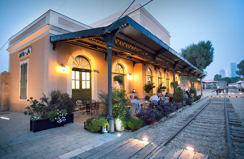 An old train station known as ‘Hatachana’ is lled with restaurants by Doron Sahar