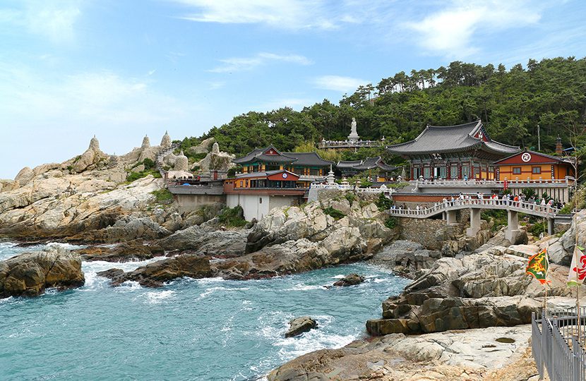 Haedong Yonggung Temple_Photo credit Busan Tourism Organization