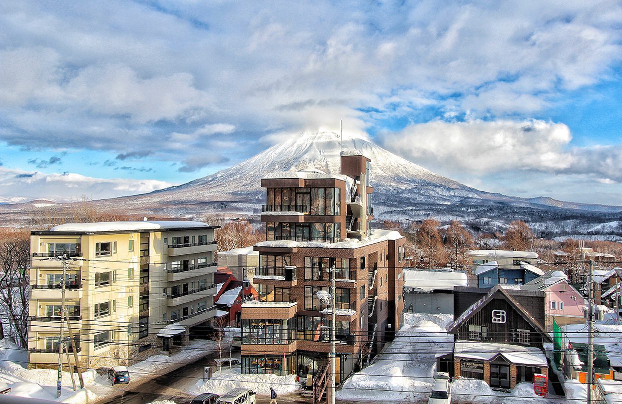 VIEW OF MOUNT YOTEI IN NISEKO