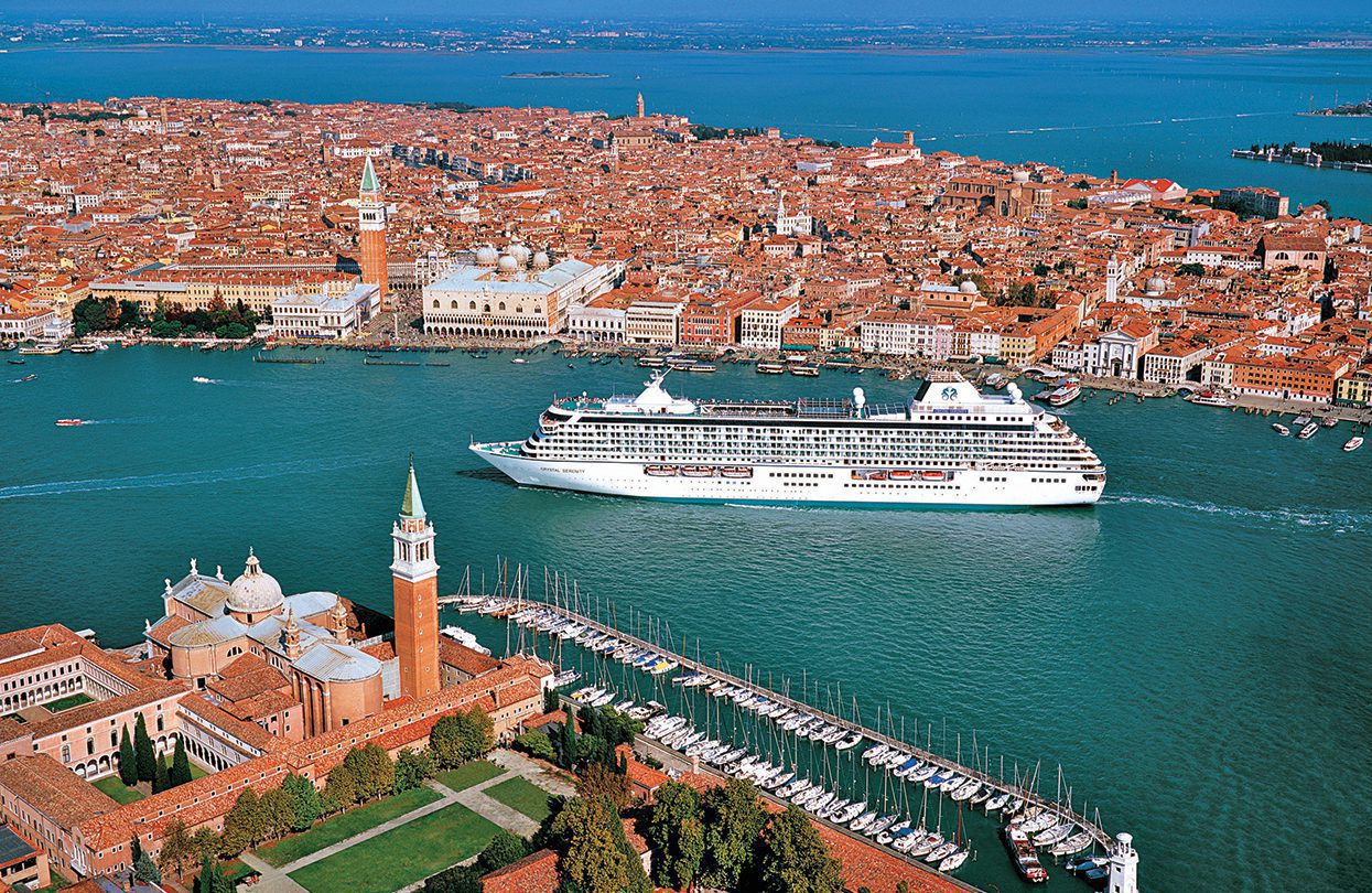 Crystal Serenity sailing into Venice