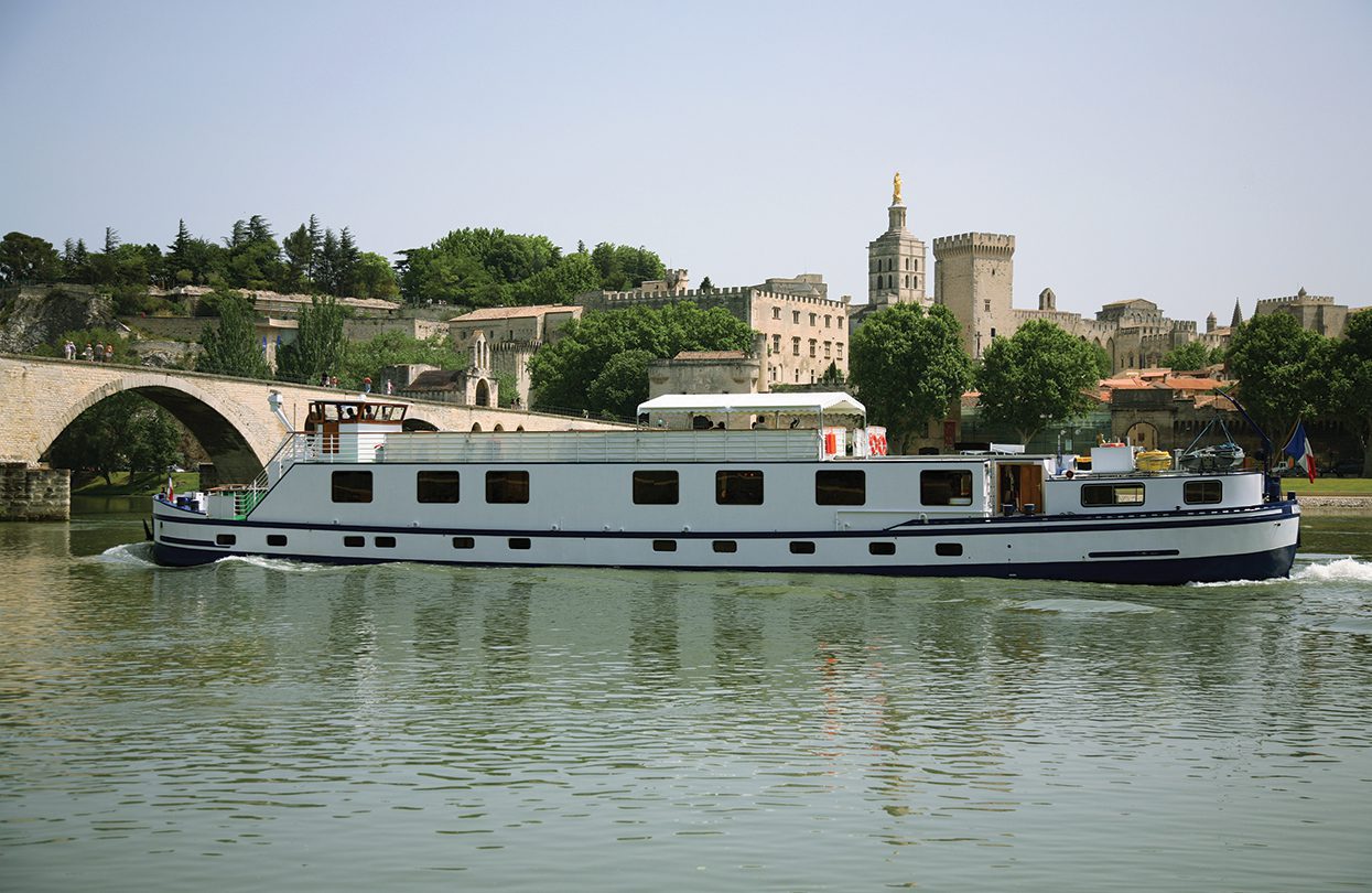 Belmond Napoleon along the River Rhône