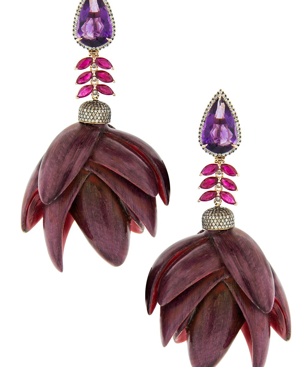 BANANA FLOWER WOOD EARRINGS 18k gold, light brown diamond, navette-cut ruby, ruby, amethyst and banana flower marquetry