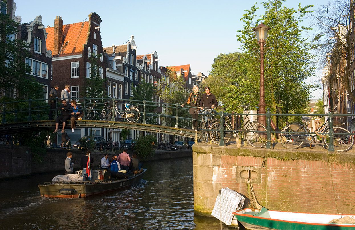 Canal in Summer-Geert Snoeijer-Redactioneel