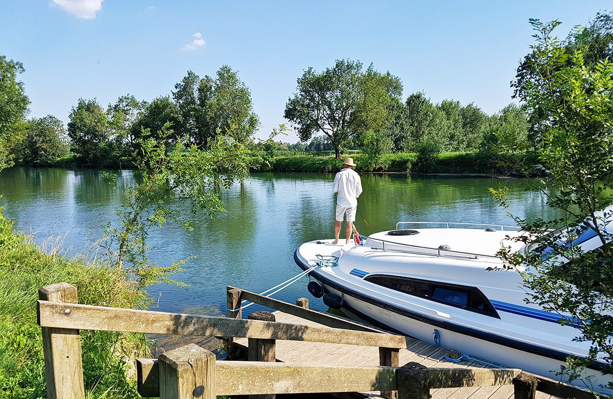 Country moorings offer plenty of downtime