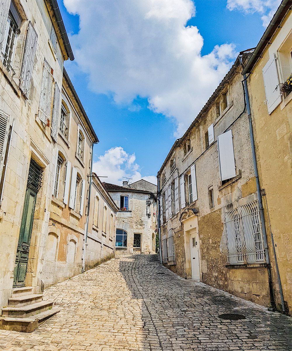The cobbled streets of Cognac