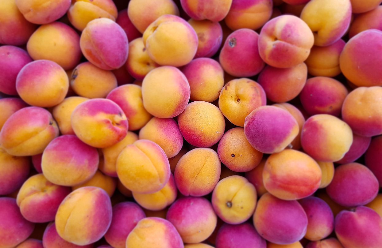 Fresh peaches and summer’s bounty in local markets