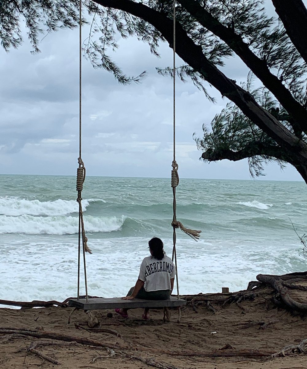 Quiet swing by the beach at JW Marriott Phuket Resort & Spa