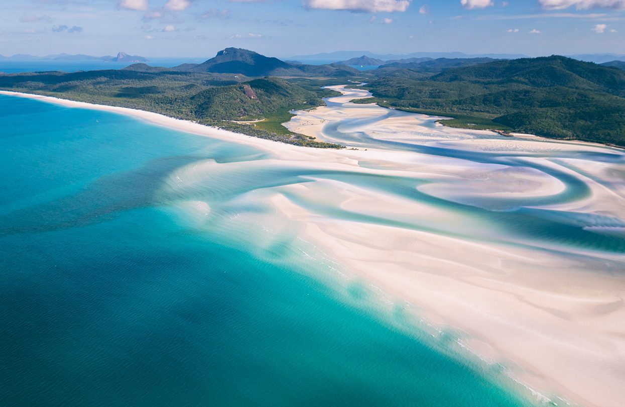 Whitehaven Beach, Whitsundays Islands, QLD credit Tourism Whitsundays