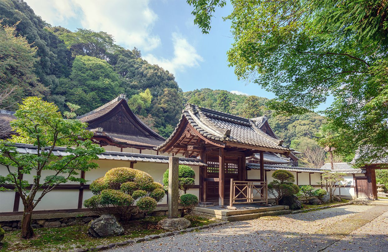 Kojoin Kyakuden (National Treasure of Japan) of the Mii dera temple, by mTaira