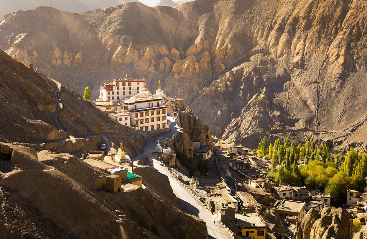 Lamayuru Temple, Leh (image by AkeTang Photo)