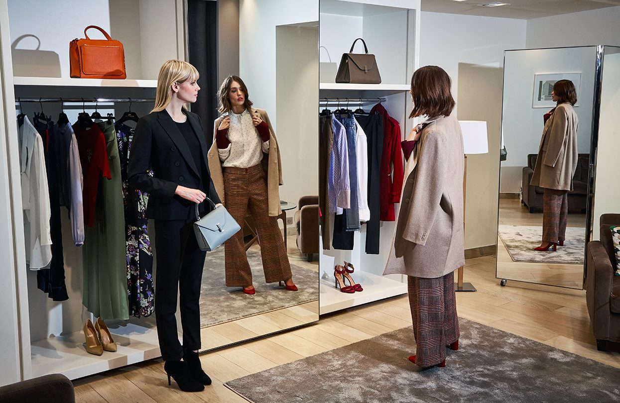 Skip the long queues when at Galeries Lafayette Paris Haussmann