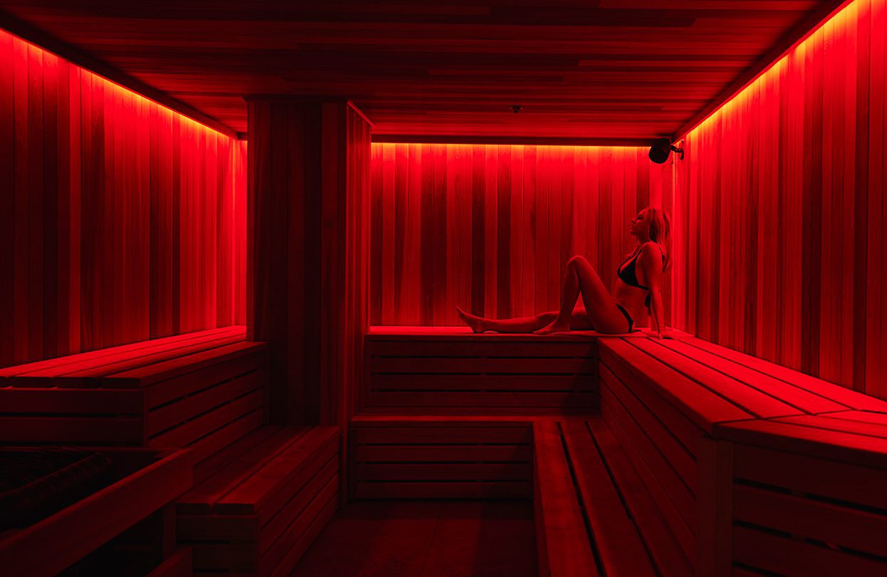 BATHHOUSE Sauna Adrian Gaut