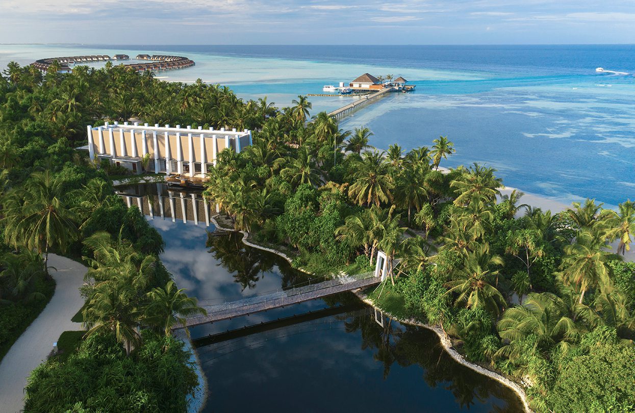 Pullman Maldives Maamutta lake bridge