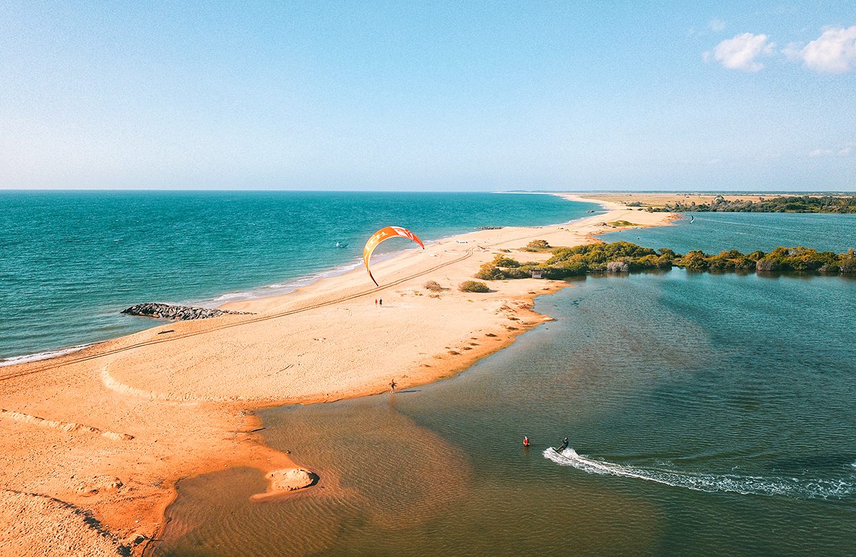 Kitesurfing in the lagoon