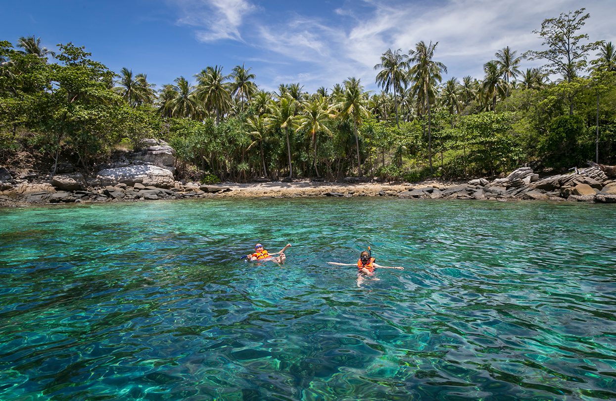 Racha Yai Island, Mu Ko Racha (Racha Island) or Raya Island