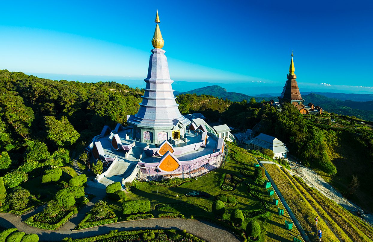 The Twin Pagodas, Doi Inthanon Chiang Mai - Phra Mahathat Naphamethanidon and Phra Mahathat Naphaphonphumisiri