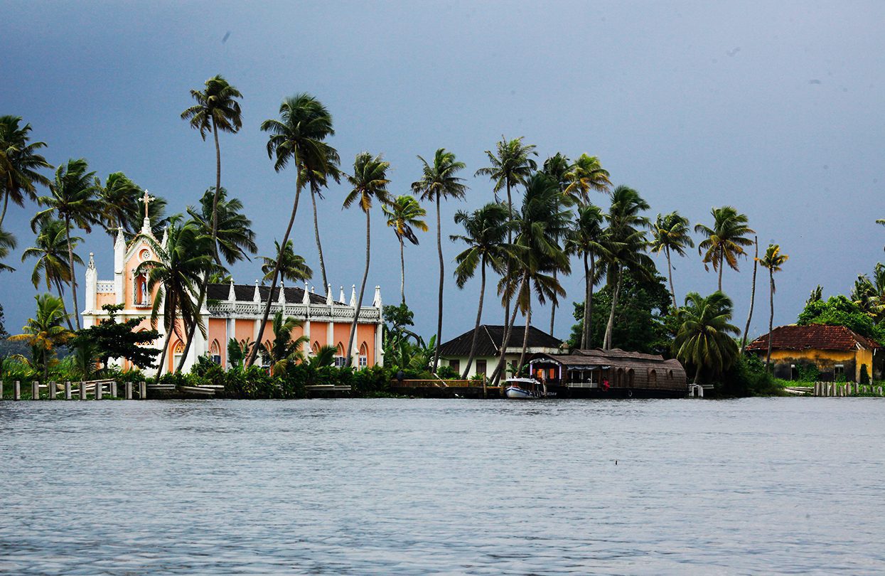 Alappuzha backwaters, Kerala Tourism