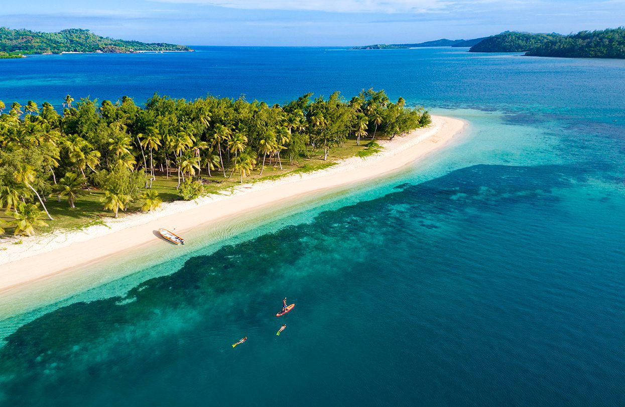 SUP and Snorkel, image by Tourism Fiji