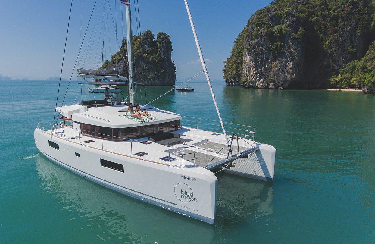 location catamaran phuket