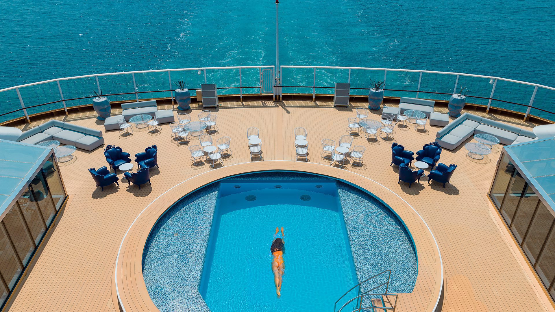 Explorer Dream’s Palace Pool Deck