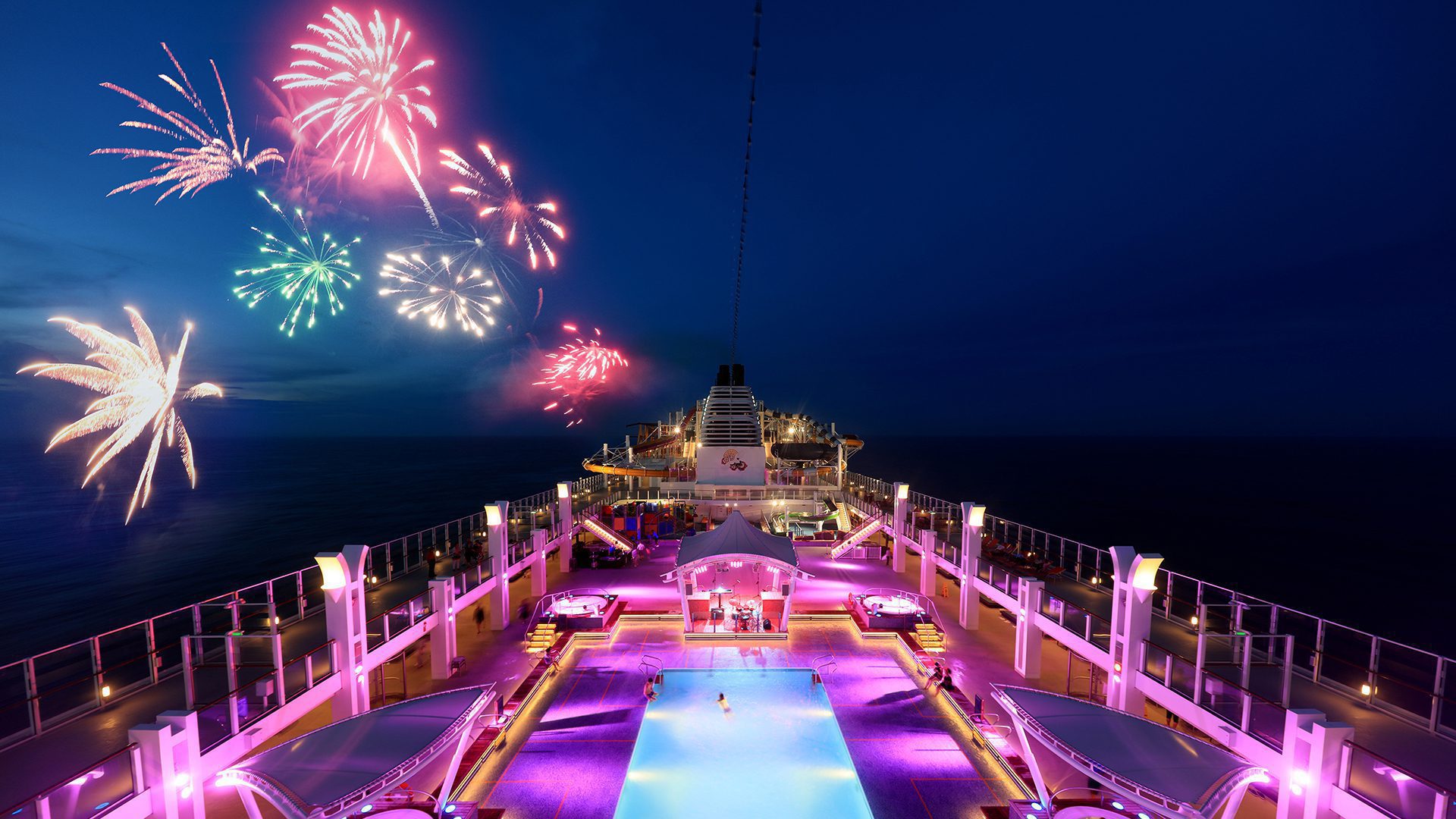 Celebrate The Festive Season With Fireworks At Sea On World Dream