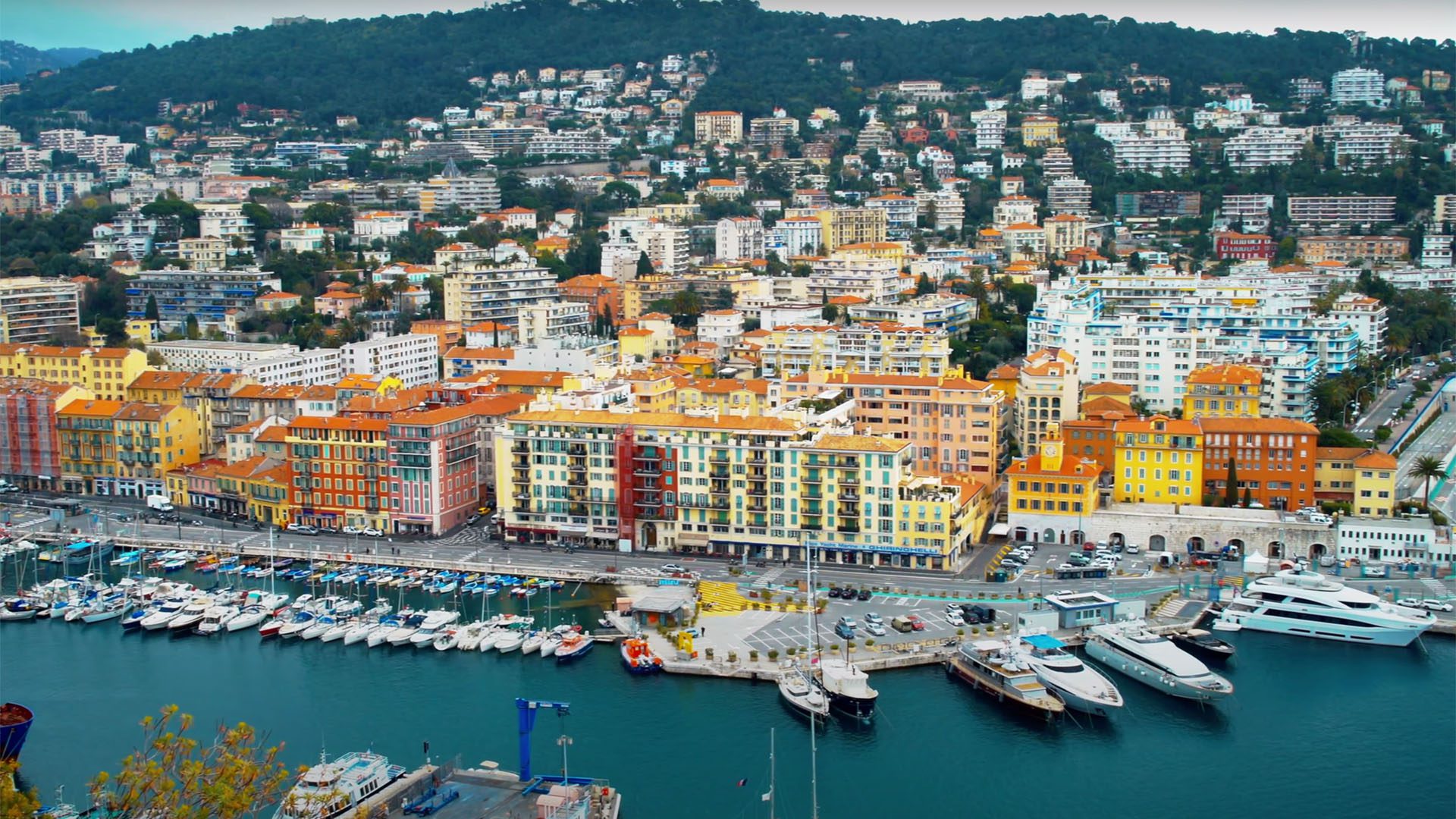 Destination Nice: Winter Resort Town & Cultural Gem in the French Riviera