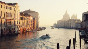 Venice © Mao Yuqing via Alamy images