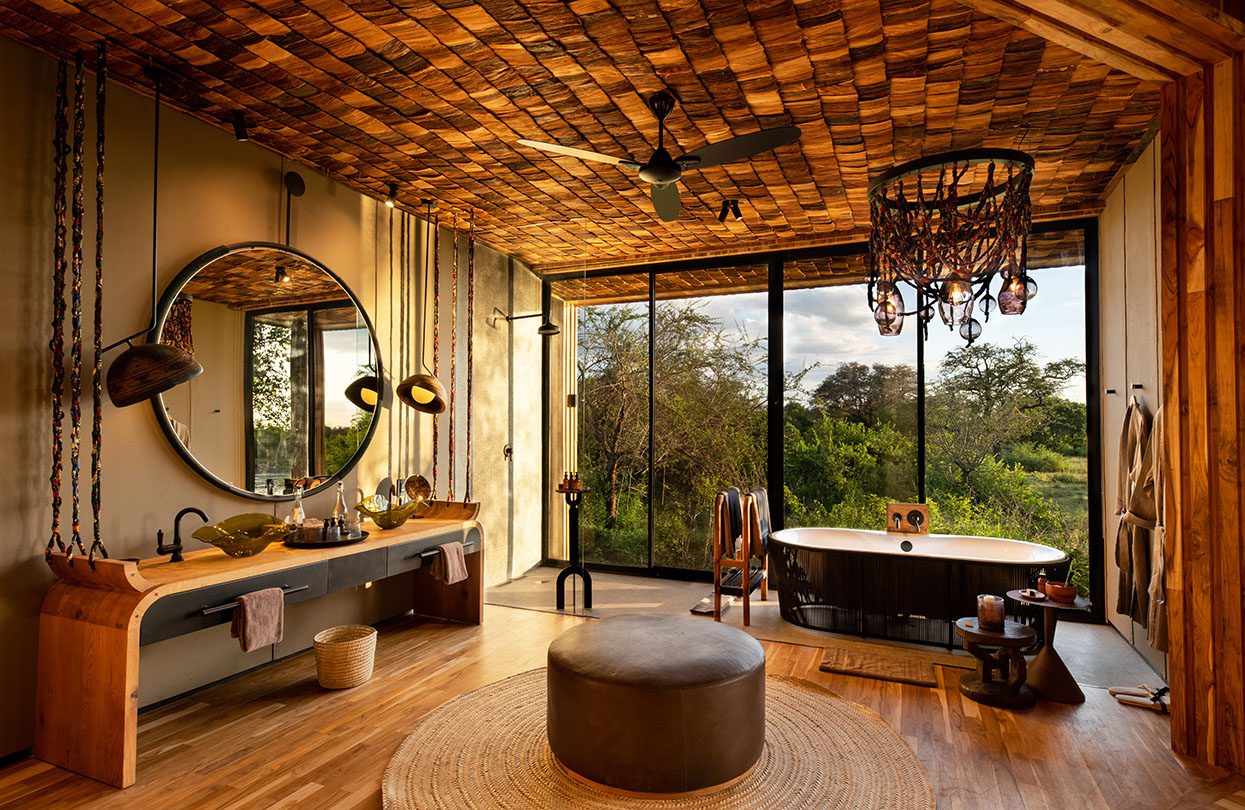 Tanzania Grumeti Serengeti River Lodge Suite's bathroom