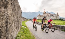 Bike tour in the Vaud region, Image by Andre Meier, Switzerland Tourism