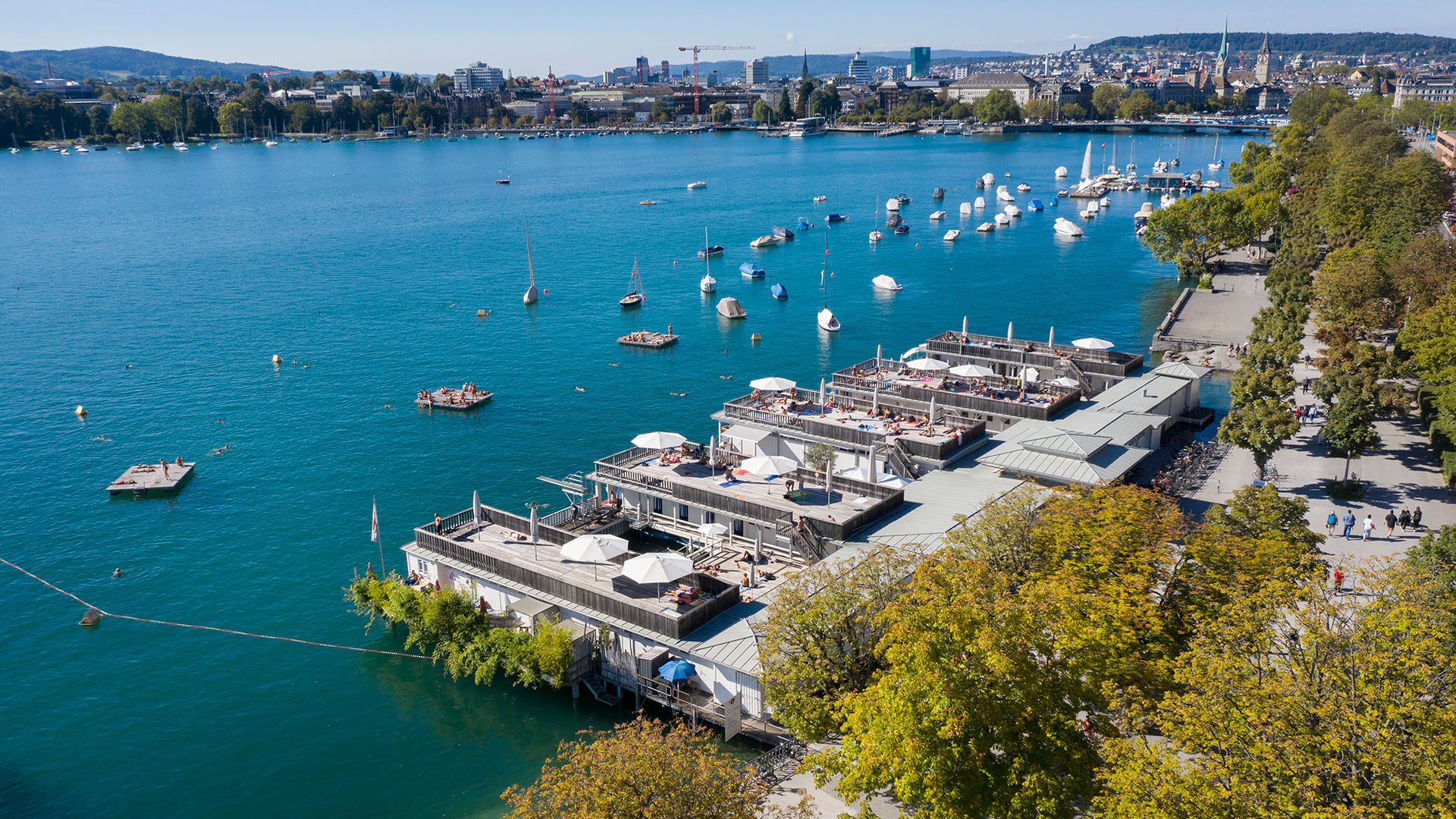 Badi Utoquai, image by Christian Beutler, Zürich Tourismus