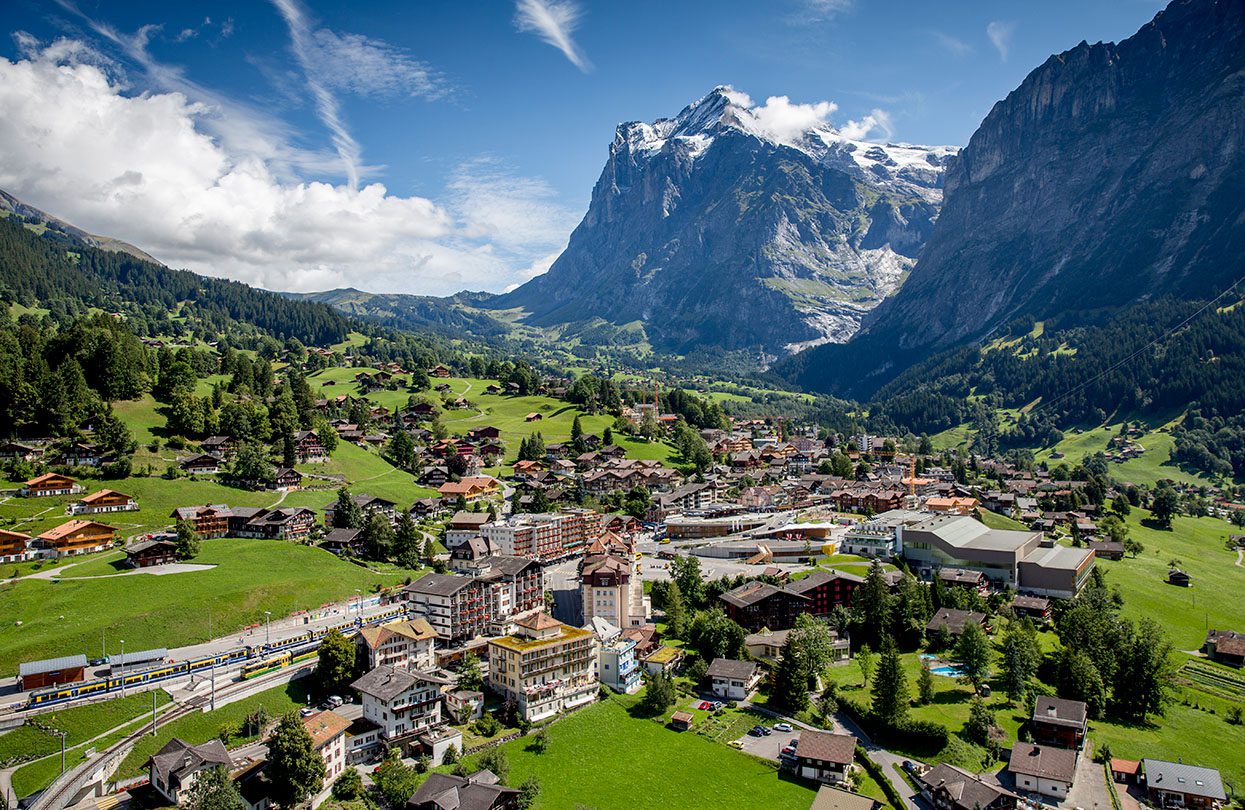 The charming village of Grindelwald, image by Jungfrau Region Tourism