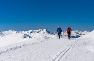 Hiking at Pischa in winter, image by Switzerland Tourism