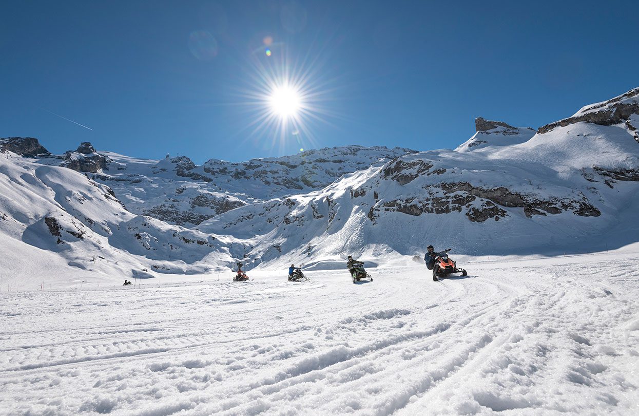 E-snowmobiles at SnowXpark, image by Titlis Cableways
