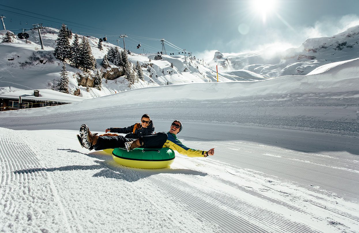 Snowtubing at Trübsee Snow Park, image by Titlis Cableways