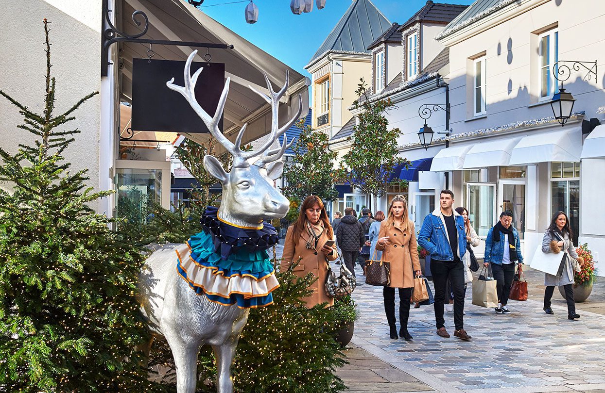 La Vallée Village - Paris: The Luxury Shopping Destination During The Holidays