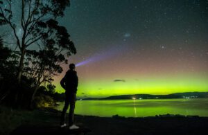 Witness Aurora Australis in Tasmania, photo by Simon Kruit