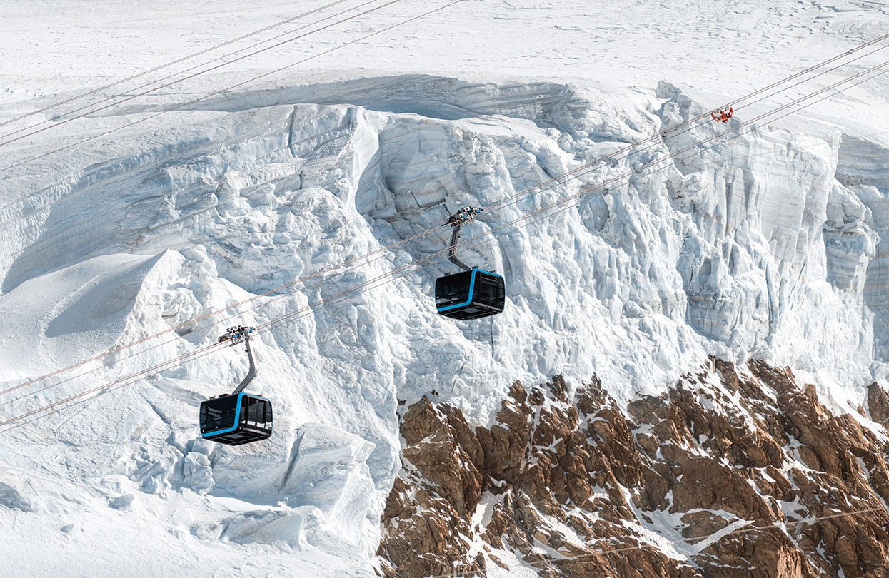 MATTERHORN GLACIER RIDE I, copyright of Zermatt Bergbahnen