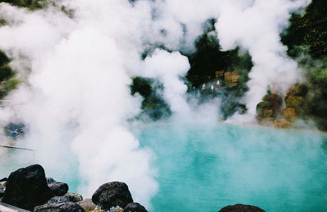 Beppu hot spring, Photo by Tayawee Supan, Unsplash