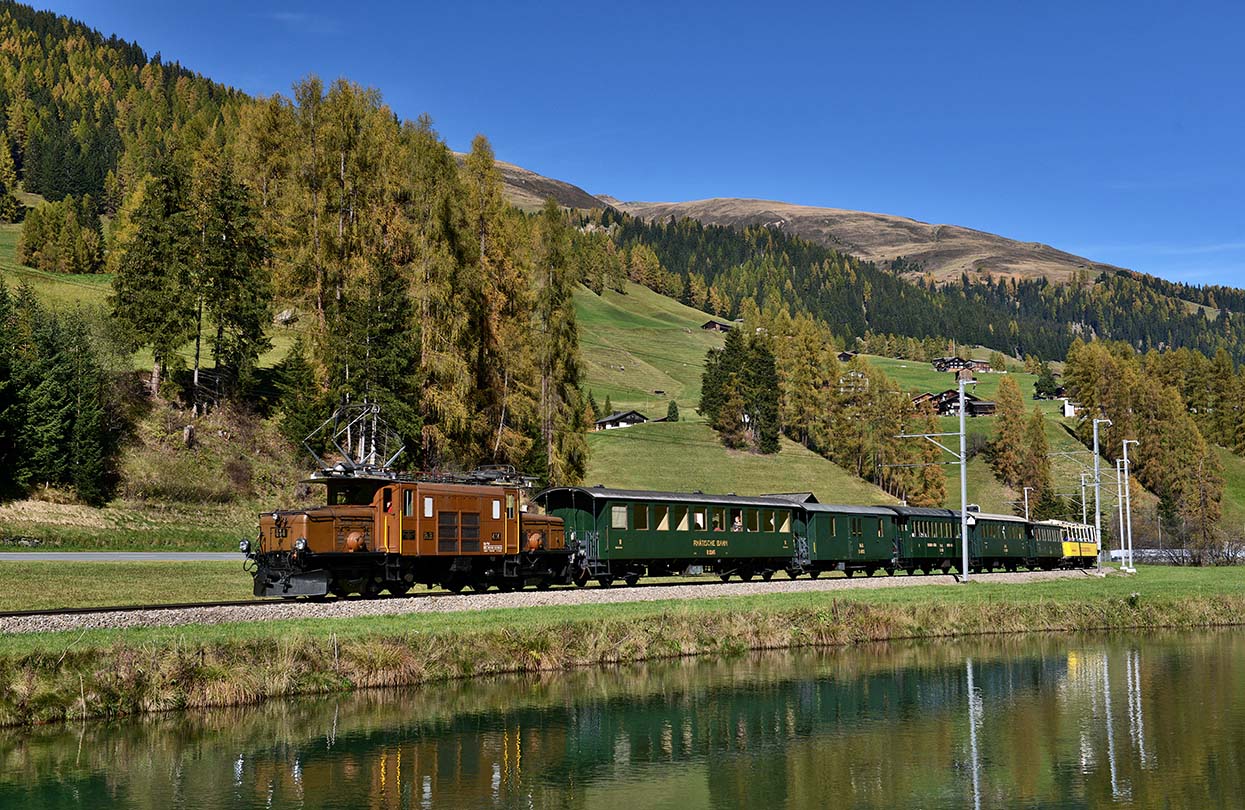 All aboard the Historical Train, image by Rhaetian Railway