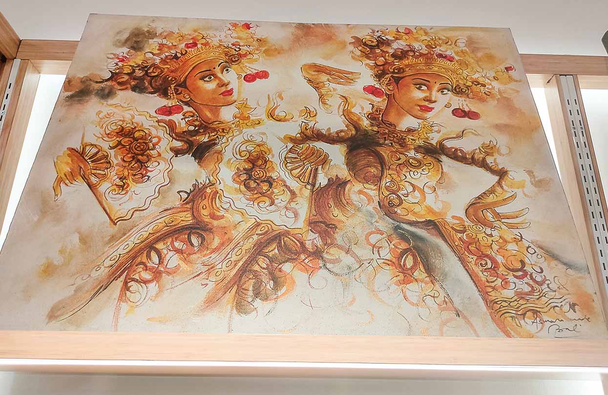 Art Market at Ubud, image by Solarisys, shutterstock