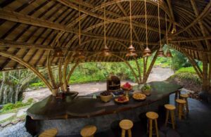 Four Seasons Sayan’s Sokasi Cooking School